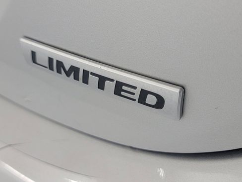 Used 2012 Hyundai Elantra Limited image 9