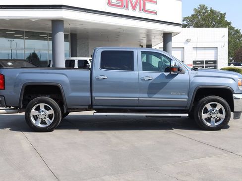 Used 2016 GMC Sierra 2500 SLT w/ Duramax Plus Package AWD/4WD image 7