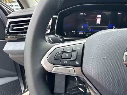 New 2026 Volkswagen Jetta SE FWD image 17