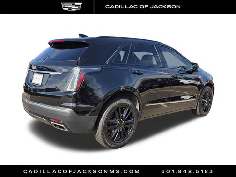 Certified 2022 Cadillac XT5 Sportv image 5