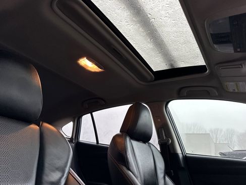 Used 2021 Subaru Crosstrek 2.5i Limited w/ Moonroof Package 2 image 18