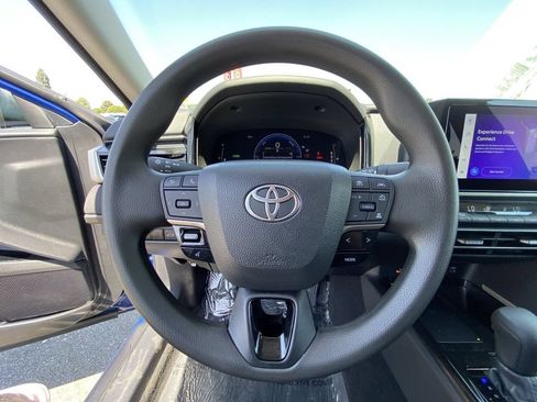 Certified 2025 Toyota Camry LE FWD image 22
