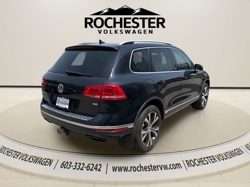 Used 2017 Volkswagen Touareg Wolfsburg Edition AWD/4WD image 6