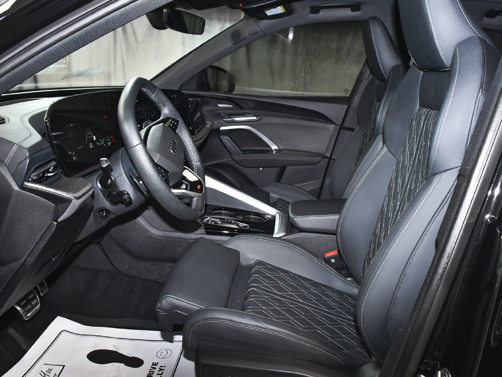 Used 2025 Audi SQ5 Premium Plus w/ Premium Plus Package AWD/4WD image 54