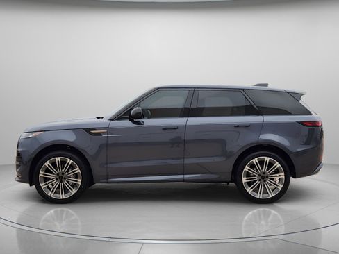New 2026 Land Rover Range Rover Sport Dynamic SE AWD/4WD image 2
