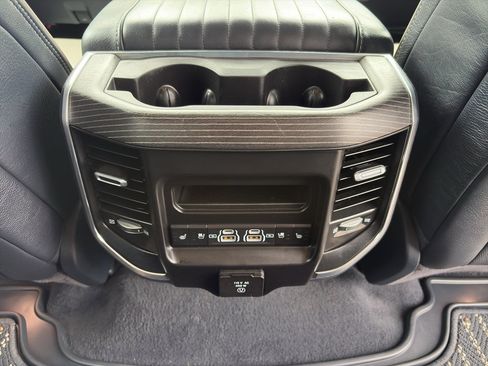Used 2024 RAM 1500 Limited AWD/4WD image 25