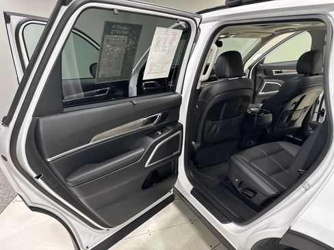 Used 2021 Kia Telluride EX w/ EX Premium Package AWD/4WD image 27