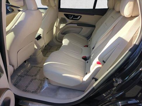 Certified 2023 Mercedes-Benz EQS 580 4MATIC SUV image 21