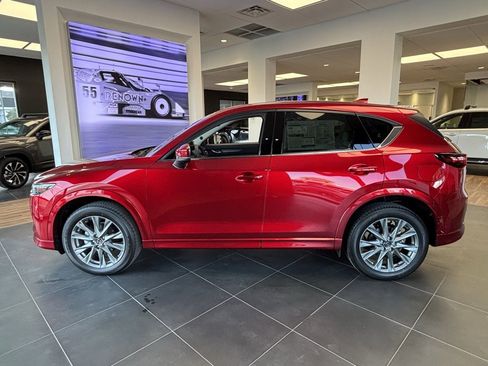New 2025 MAZDA CX-5 AWD 2.5 S w/ Premium Plus Pkg image 4