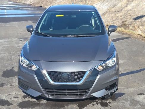 Used 2021 Nissan Versa SV image 13