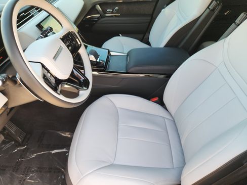 Certified 2025 Land Rover Range Rover Sport Autobiography AWD/4WD image 8