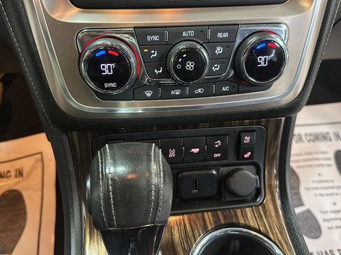 Used 2016 GMC Acadia Denali image 20