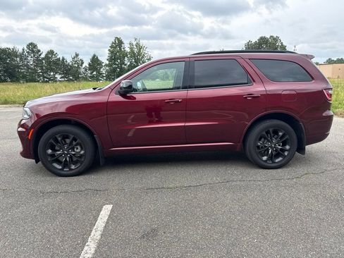 Used 2024 Dodge Durango GT AWD/4WD image 4