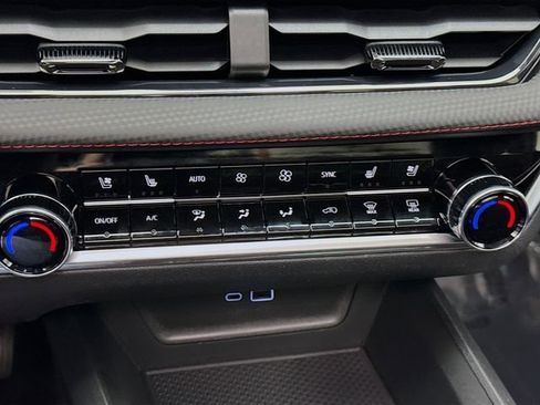 New 2026 Chevrolet Equinox RS image 18