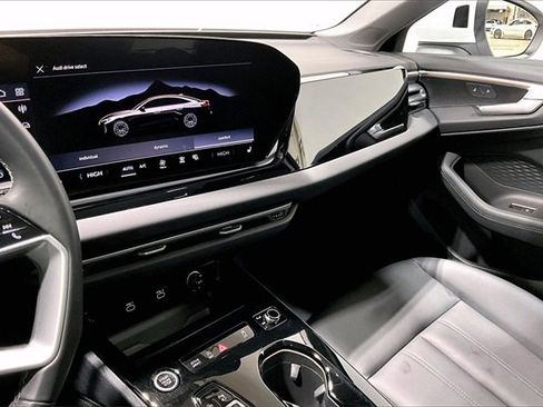 Used 2025 Audi A5 2.0T Premium w/ Convenience Package image 6