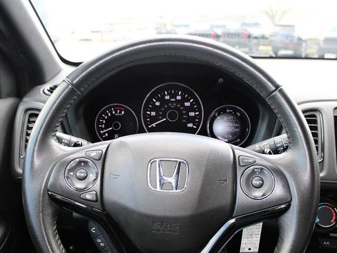 Used 2021 Honda HR-V Sport image 21