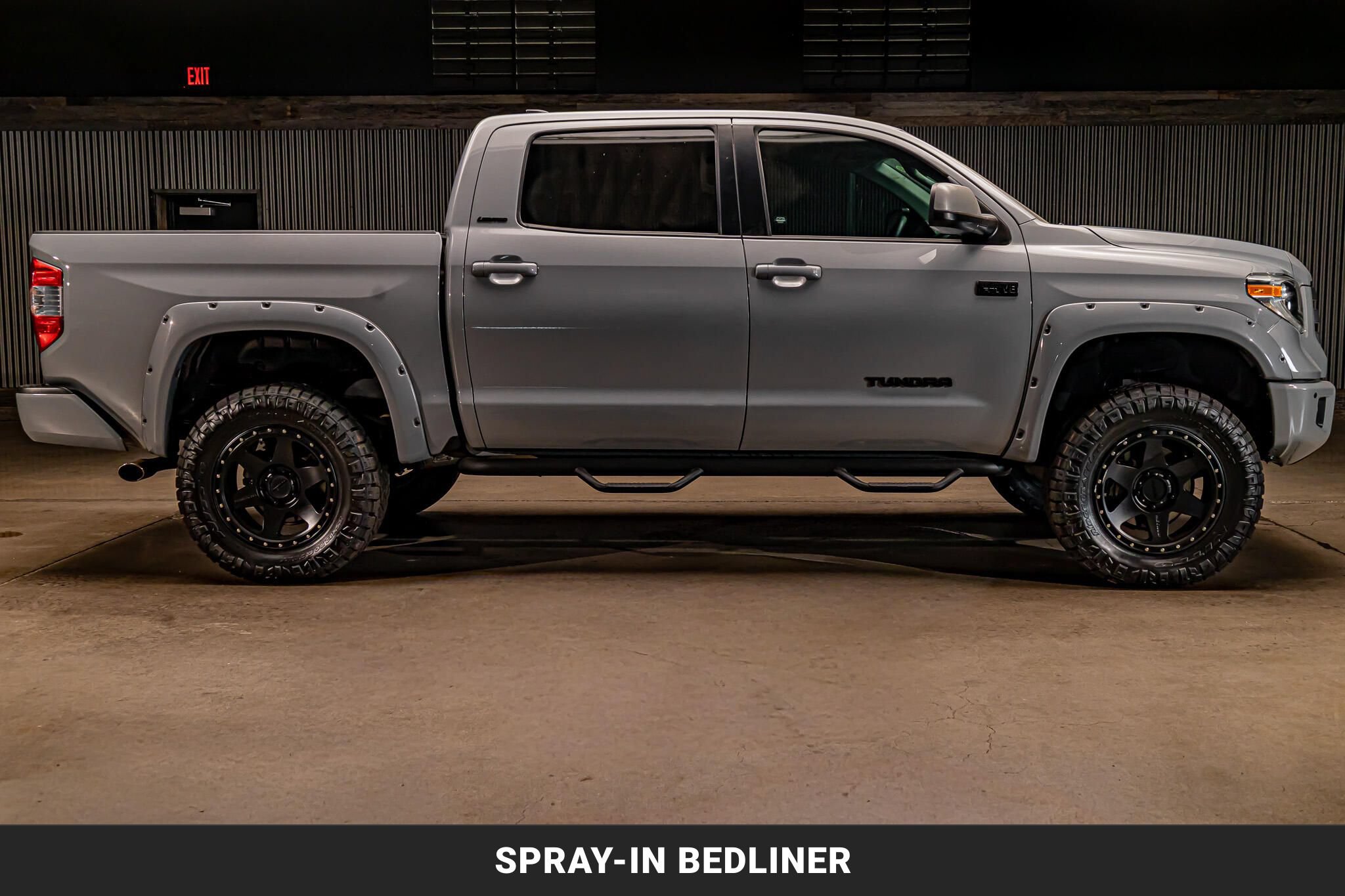 Used 2021 Toyota Tundra Limited w/ Limited Premium Package AWD/4WD image 10