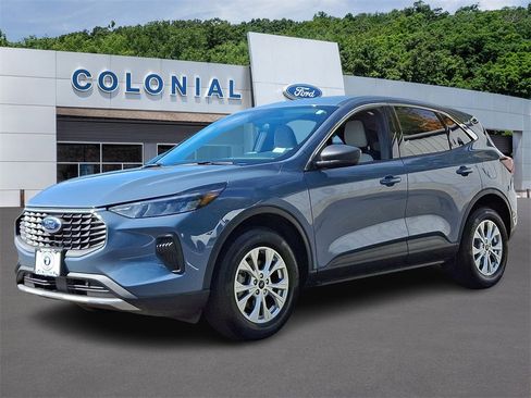 Certified 2023 Ford Escape Active image 3