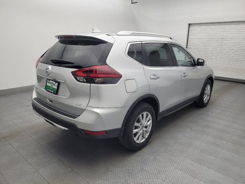 Used 2019 Nissan Rogue SV FWD image 9