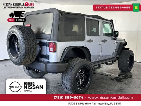 Used 2018 Jeep Wrangler Unlimited Sport S image 11