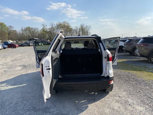 Used 2019 Ford EcoSport SE w/ SE Convenience Package image 18