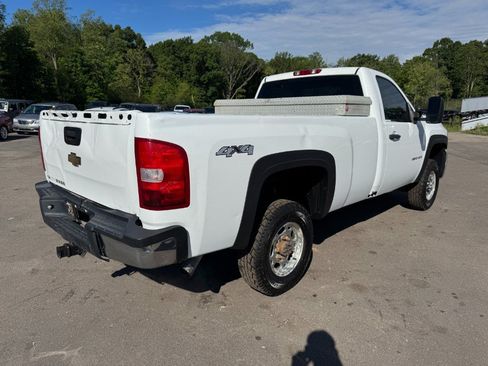 Used 2008 Chevrolet Silverado 2500 W/T w/ Snow Plow Prep Package AWD/4WD image 5