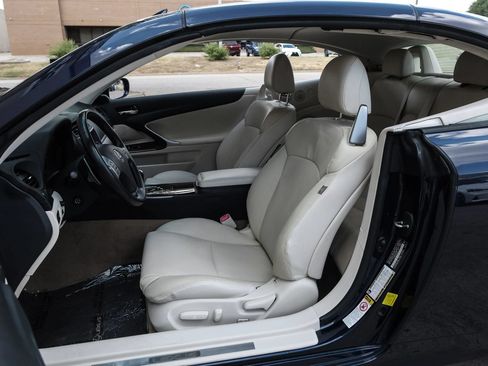 Used 2015 Lexus IS 350C w/ Navigation System Package RWD image 30