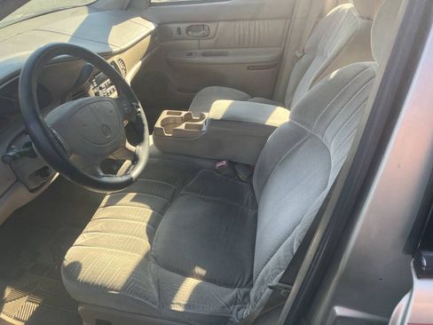 Used 2002 Buick Century Custom w/ Special Edition Pkg FWD image 4