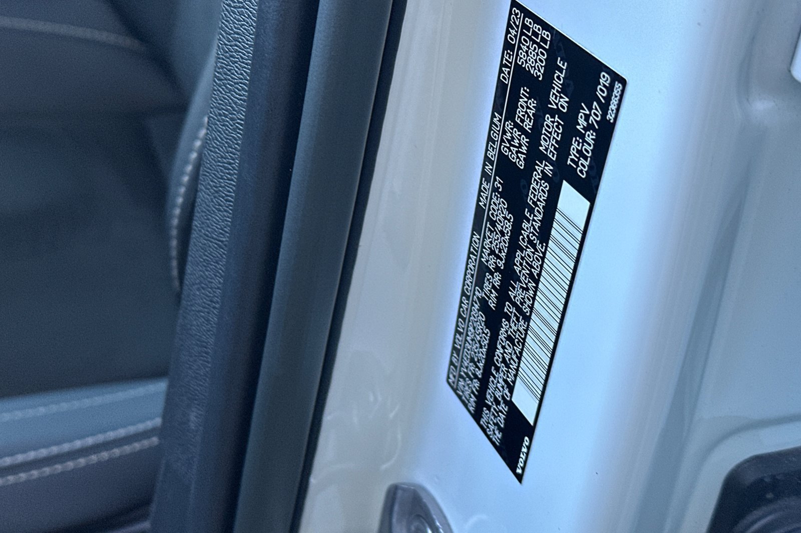 Certified 2023 Volvo XC40 Recharge Ultimate w/ Protection Package Premier AWD/4WD image 29