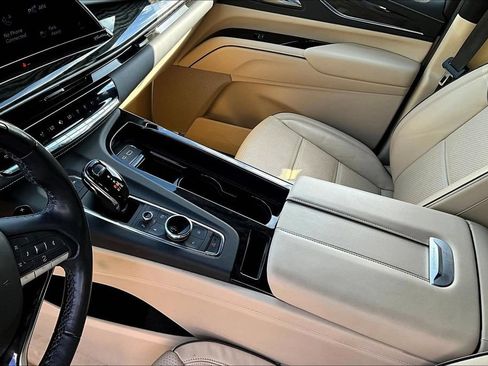 Certified 2023 Cadillac Escalade Premium Luxury w/ LPO, Floor Liner Package AWD/4WD image 18