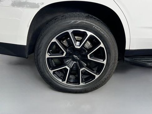Used 2023 Chevrolet Tahoe RST AWD/4WD image 40