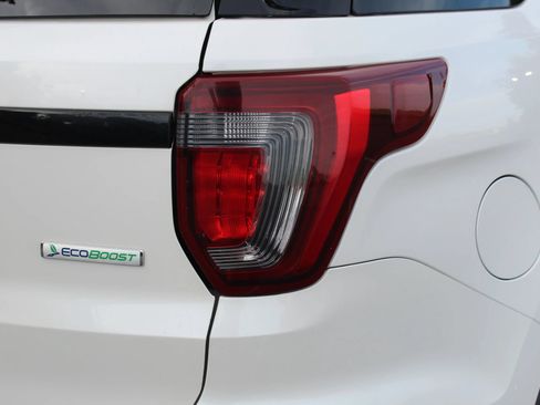 Used 2017 Ford Explorer Sport AWD/4WD image 41