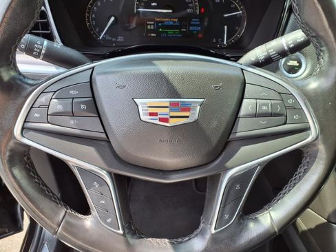 Used 2019 Cadillac XT5 Luxury image 10