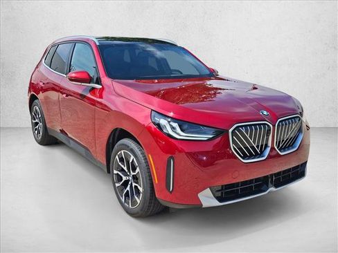 Certified 2025 BMW X3 xDrive30i w/ Premium Package image 3