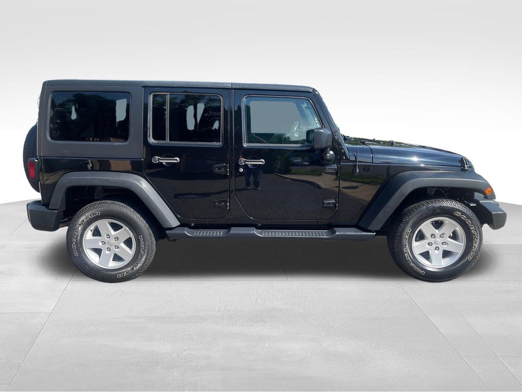 Used 2018 Jeep Wrangler Unlimited Sport S AWD/4WD image 8