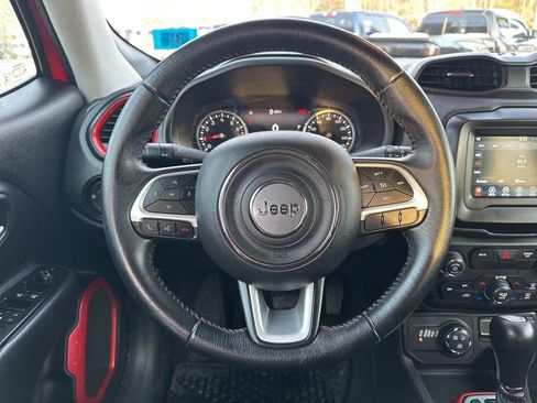Used 2019 Jeep Renegade Trailhawk image 15