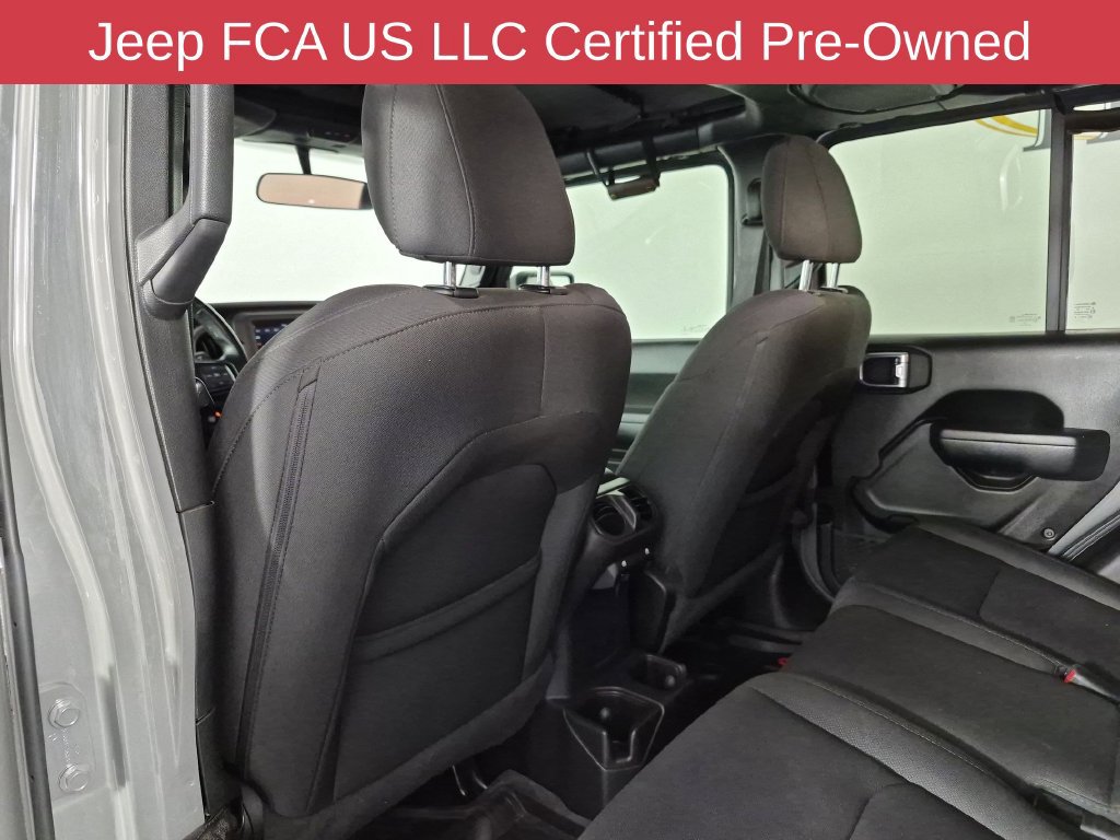 Certified 2022 Jeep Gladiator Sport AWD/4WD image 32