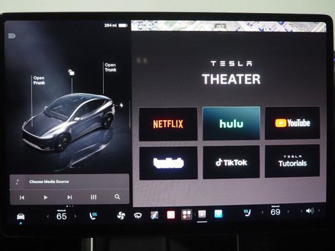 Used 2026 Tesla Model Y Long Range RWD image 45