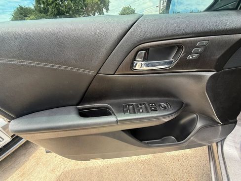 Used 2014 Honda Accord EX-L image 20