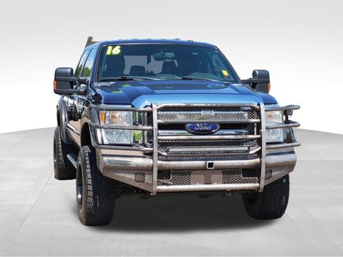 Used 2016 Ford F250 Lariat w/ Lariat Interior Package AWD/4WD image 6