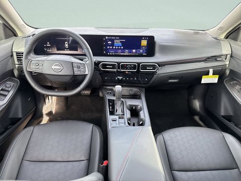 New 2026 Nissan Sentra SR w/ Floor Mat Package FWD image 38