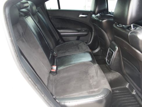 Used 2015 Dodge Charger R/T RWD image 11
