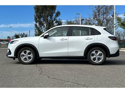 Certified 2023 Honda HR-V LX image 2