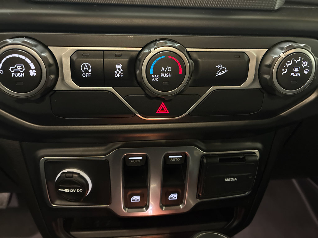 Used 2019 Jeep Wrangler Sport AWD/4WD image 15