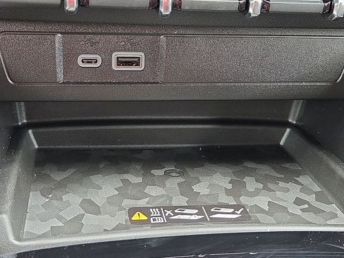 New 2026 Chevrolet Colorado Trail Boss AWD/4WD image 17