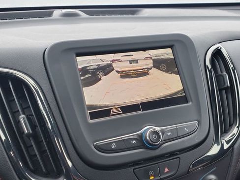 Certified 2022 Chevrolet Equinox RS image 32