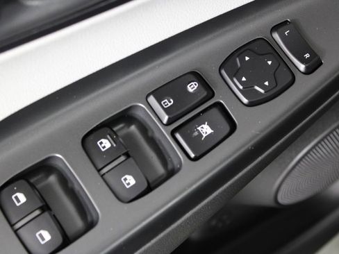 Certified 2023 Hyundai Kona SEL image 21