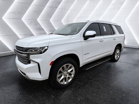 Used 2024 Chevrolet Tahoe Premier image 3