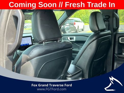 Certified 2020 Ford Explorer XLT w/ Equipment Group 202A AWD/4WD image 31