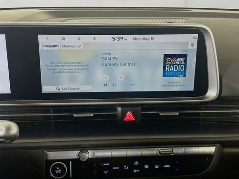 Used 2024 Hyundai Ioniq 6 SE RWD image 21